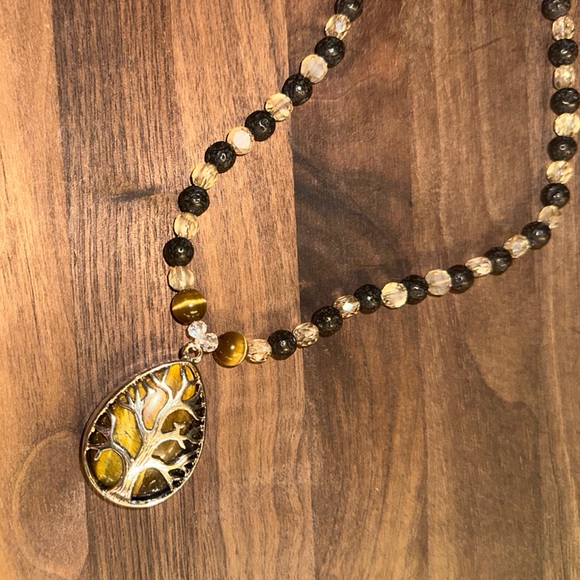 Tiger’s Eye Tree Necklace (Beige Crystal Beads, Black Lava Rock And Tiger’s Eye) - Picture 8 of 12